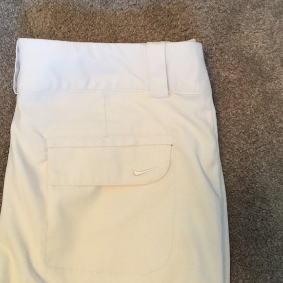3/55$!!๐๐๐๐๐ Nike Golf Shorts - Picture 2 of 4